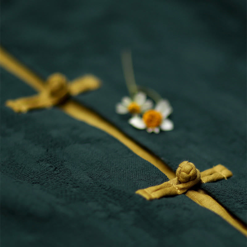 Abito midi in cotone con scollo a V, maniche lunghe, tasche e bottoni a Buddha Stones - image 9