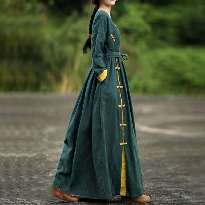 Abito midi in cotone con scollo a V, maniche lunghe, tasche e bottoni a Buddha Stones - image 4