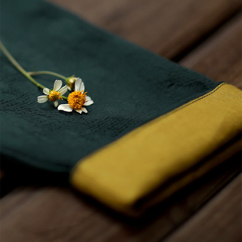 Abito midi in cotone con scollo a V, maniche lunghe, tasche e bottoni a Buddha Stones - image 8