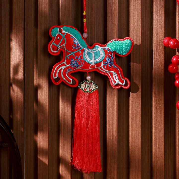 Decorazione da appendere con nappa a campana ricamata con Buddha Stones dell'anno del cavallo - Nappa a forma di cavallo rosso (10*13 cm) - image 12