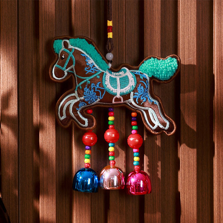 Decorazione da appendere con nappa a campana ricamata con Buddha Stones dell'anno del cavallo - Campanello marrone per cavallo (10*13 cm) - image 9