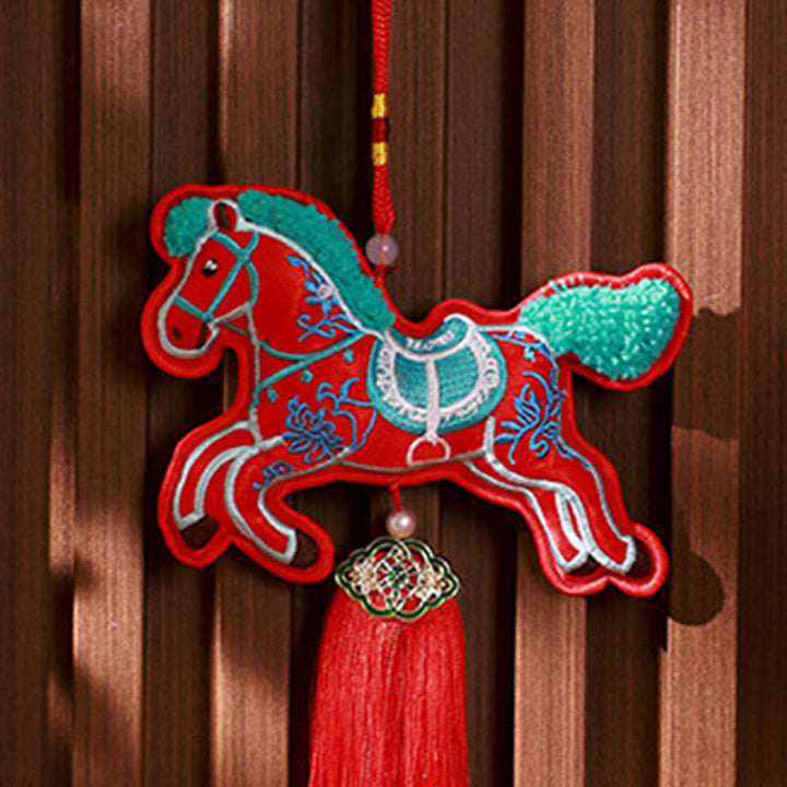 Decorazione da appendere con nappa a campana ricamata con Buddha Stones dell'anno del cavallo - image 13