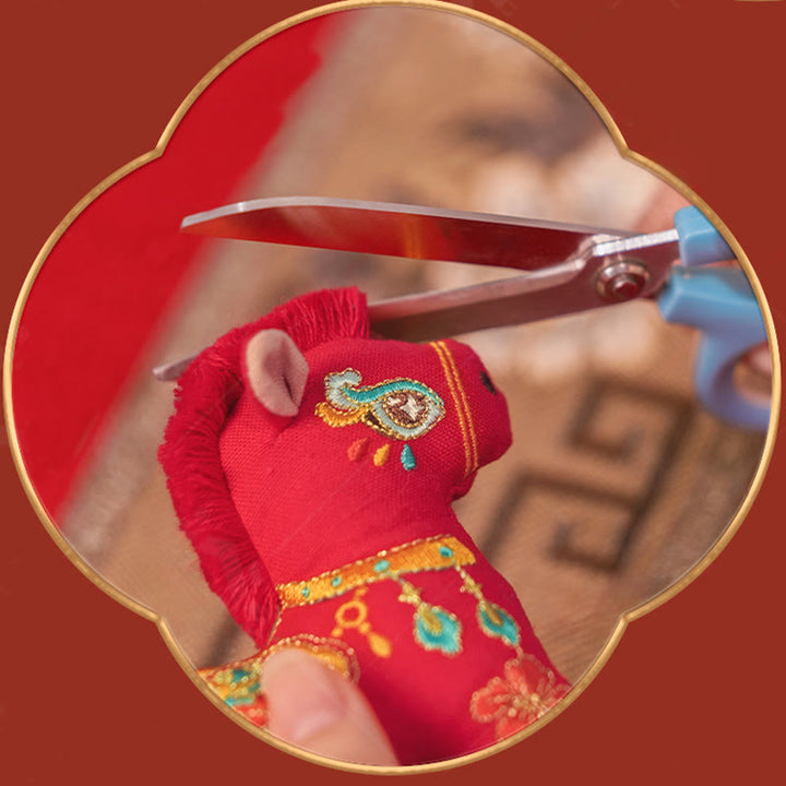 Decorazione da appendere con ricamo in filo rosso dell'anno del cavallo , Buddha Stones - image 7