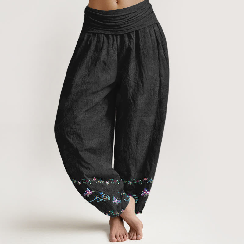 Pantaloni harem da donna con elastico in vita, modello Buddha Stones in puro cotone, gambe disposte in modo ordinato, motivo a farfalla e fiori d'erba - Nero - US16, UK/AU20, EU48 (3XL) - image 0