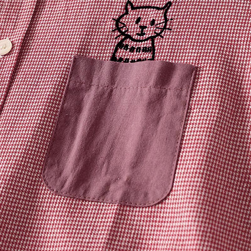 Camicia da donna a maniche lunghe con colletto rialzato, bottoni, ricamo a quadri con gatto e gattino, motivo Buddha Stones Fall - image 10