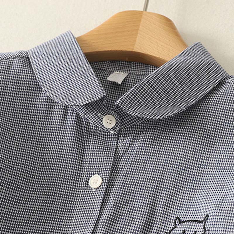 Camicia da donna a maniche lunghe con colletto rialzato, bottoni, ricamo a quadri con gatto e gattino, motivo Buddha Stones Fall - image 1