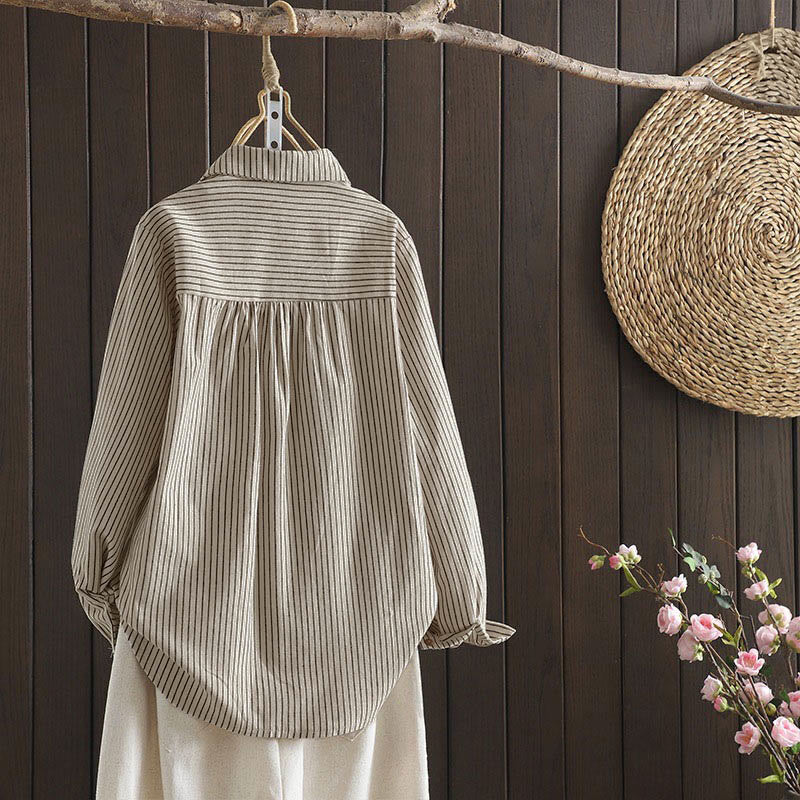 Camicia da donna a maniche lunghe con colletto rialzato, bottoni e tasca, motivo a righe autunnali Buddha Stones - image 3