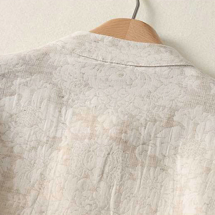 Camicia da donna in cotone e lino a maniche lunghe con motivo testurizzato e bottoni a Buddha Stones - image 3