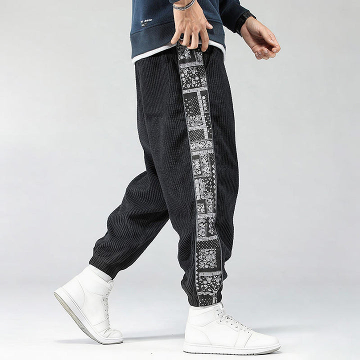 Pantaloni da uomo in velluto a coste con tasche, gamba dritta, lunghezza caviglia, motivo paisley, modello Buddha Stones Fall Solid - image 5