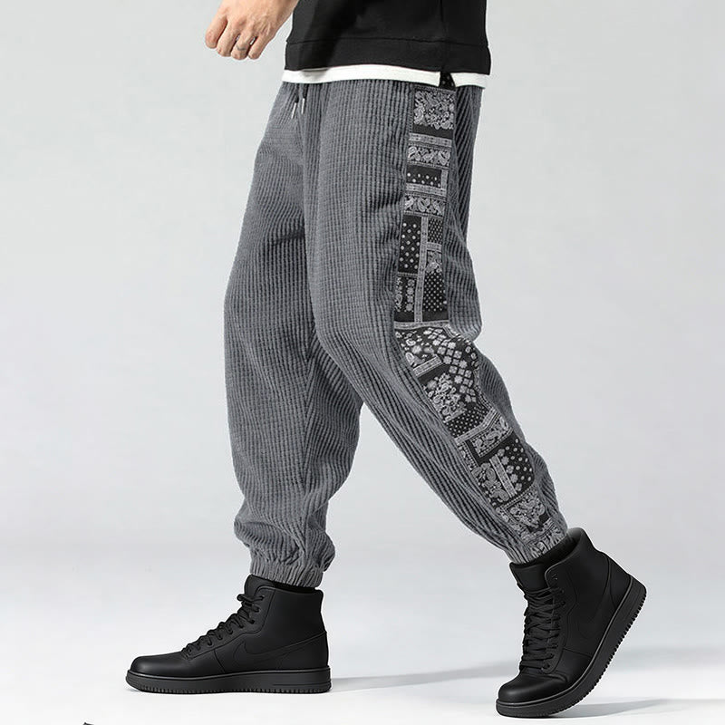 Pantaloni da uomo in velluto a coste con tasche, gamba dritta, lunghezza caviglia, motivo paisley, modello Buddha Stones Fall Solid - image 24