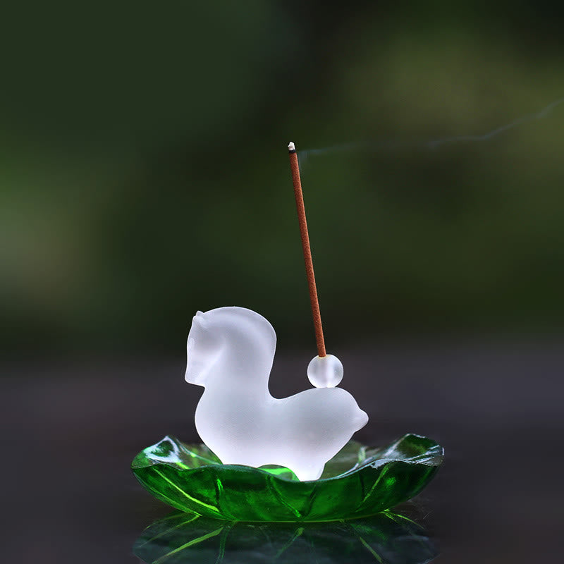 Buddha Stones Anno del Cavallo Baccello di Loto Foglia di Loto Liuli Opera d'Arte di Cristallo Decorazione Energetica per la Casa e l'Ufficio - Cavallo con foro per incenso e cuscinetto con foglia di loto verde - image 15