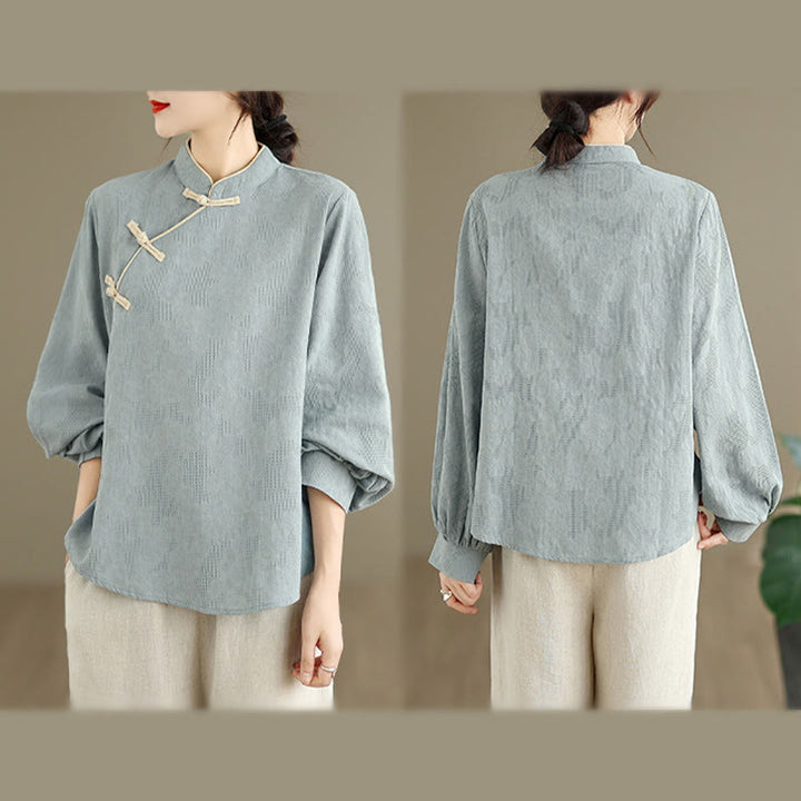 Camicia da donna in cotone a maniche lunghe con colletto rialzato e bottoni a rana, motivo floreale tradizionale Buddha Stones Spring - image 4