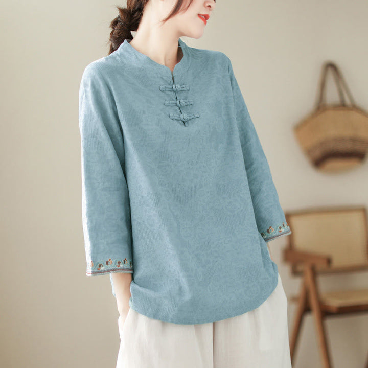 Camicia da donna in cotone con colletto rialzato, maniche a tre quarti ricamate, bottoni a rana in jacquard Buddha Stones - Cielo blu - US8-10, UK/AU12-14, EU40-42 (2XL) - image 6