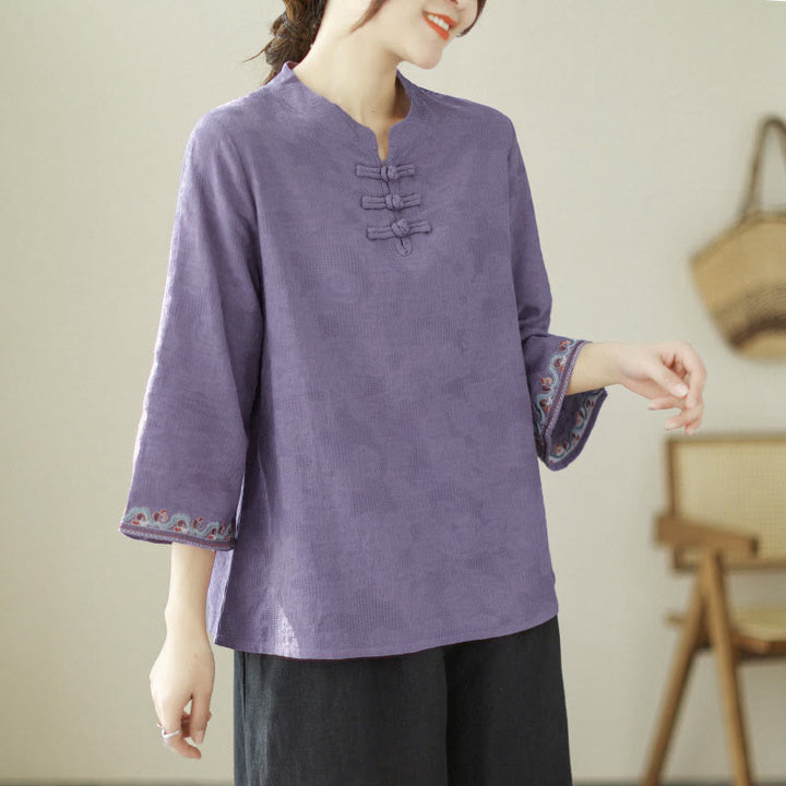 Camicia da donna in cotone con colletto rialzato, maniche a tre quarti ricamate, bottoni a rana in jacquard Buddha Stones - BluViola - US8-10, UK/AU12-14, EU40-42 (2XL) - image 0