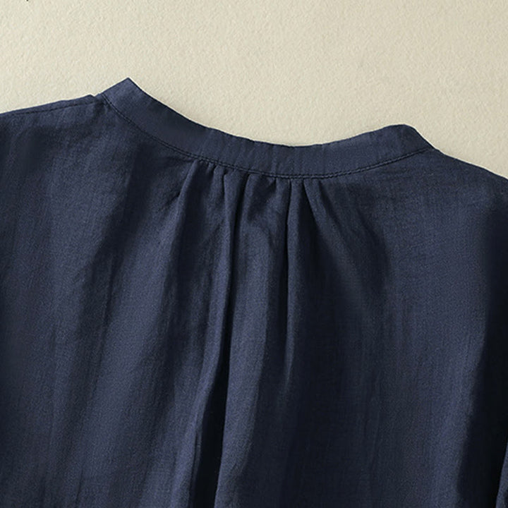 Buddha Stones Camicia da donna in cotone con colletto rialzato, maniche a tre quarti, spacchi laterali e design plissettato ricamato - image 3