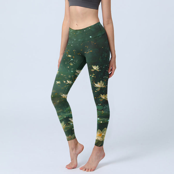 Buddha Stones Leggings da palestra con stampa di foglie di fiori di loto da sogno, pantaloni da yoga da donna - Verde scuro - US18, UK/AU22, EU50 (4XL) - image 0