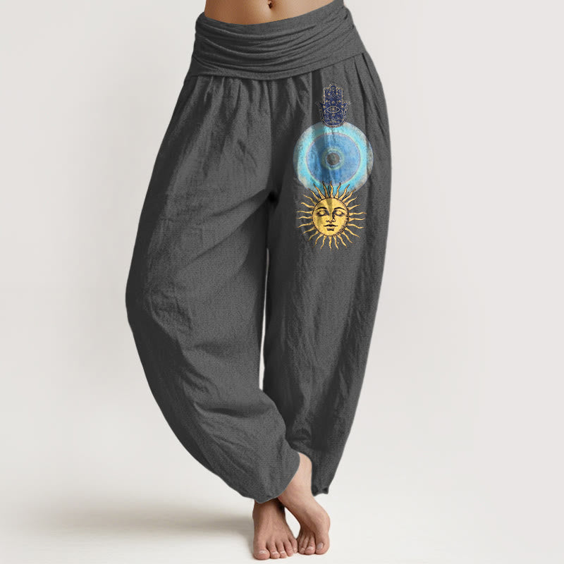 Buddha Stones Pantaloni harem da donna in puro cotone con elastico in vita, stile minimalista, motivo mano di Hamsa e sole - Grigio scuro - US16, UK/AU20, EU48 (3XL) - image 8