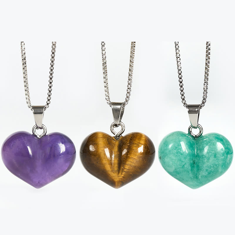 Collana con ciondolo a forma di cuore in Buddha Stones, ametista, topazio, cristallo rosa, opale, occhio di tigre, cristallo bianco, diaspro rosso, amazzonite, avventurina verde, ossidiana nera, citrino. - image 0