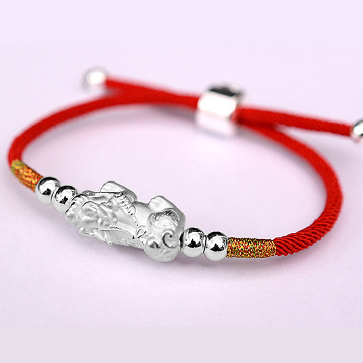 Braccialetto Buddha Stones PiXiu Luck Red String placcato oro 24K - image 16