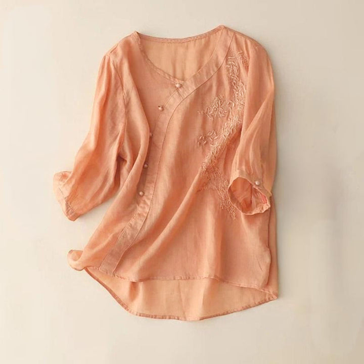 Camicia da donna a maniche corte con bottoni e rana, casual e ampia, con ricamo floreale Buddha Stones - Salmone chiaro - US14, UK/AU18, EU46 (4XL) - image 7