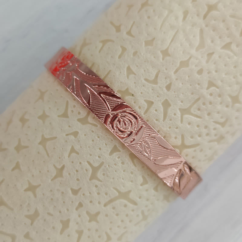 Buddha Stones Bracciale rigido aperto con motivo floreale a rosa e portafortuna in rame - image 1