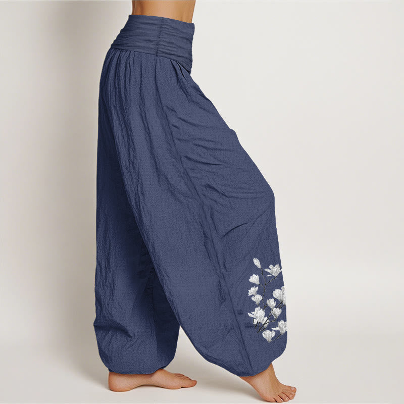 Buddha Stones Pantaloni harem da donna in puro cotone con elastico in vita e motivo floreale di magnolia, stile minimalista - image 7