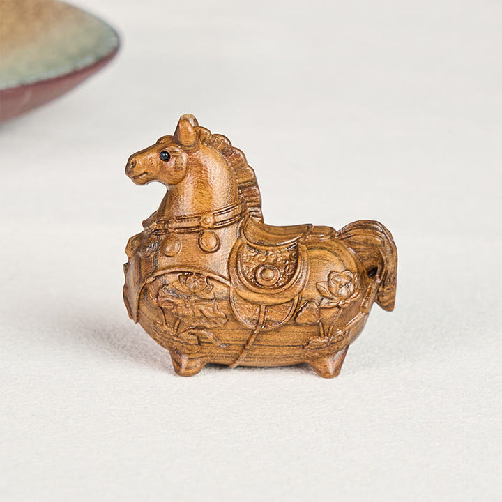 Buddha Stones Mini decorazione Anno del Cavallo Loto Ebano Tiglio Legno Sandalo Verde 5,5*5*3,2cm - image 8