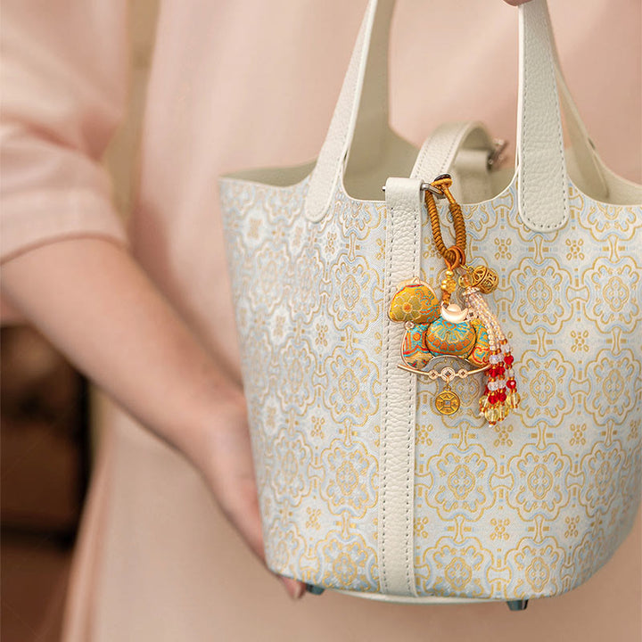 Buddha Stones Portachiavi con ricamo "Anno del Cavallo" e simbolo della prosperità - image 7