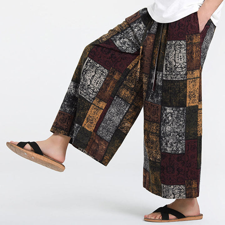 Buddha Stones Pantaloni da uomo a gamba larga con tasche, lunghezza 7-8, modello patchwork estivo - Marrone sella - US/UK/AU46, EU56 (5XL) - image 0