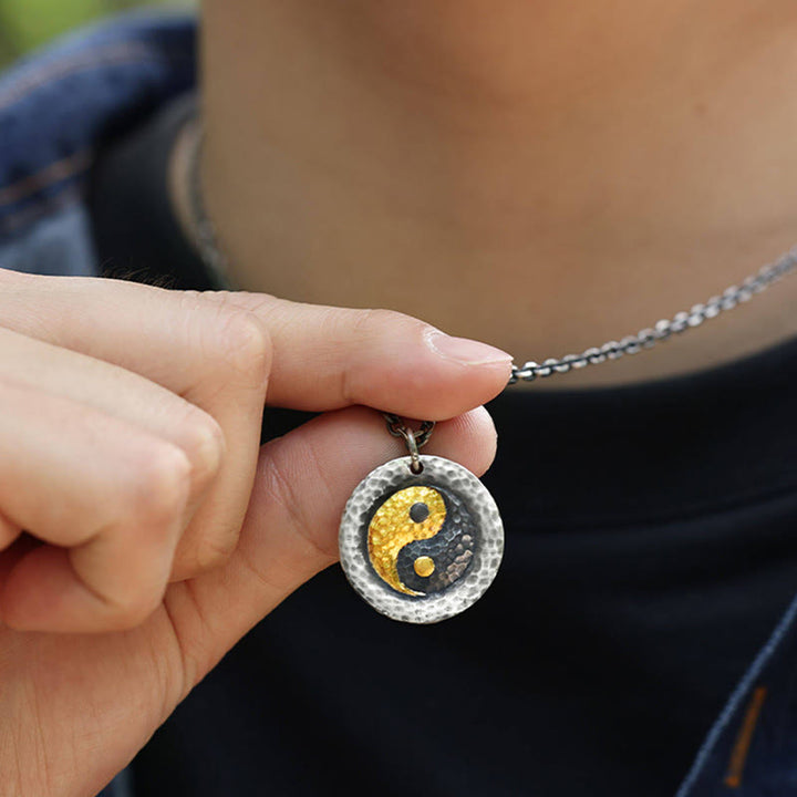 Buddha Stones Collana con ciondolo in argento sterling 999 e oro 999 con catena in acciaio al titanio e simbolo dell'equilibrio Yin Yang - image 7