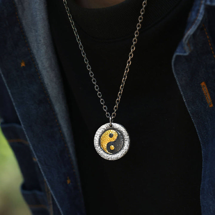 Buddha Stones Collana con ciondolo in argento sterling 999 e oro 999 con catena in acciaio al titanio e simbolo dell'equilibrio Yin Yang - image 9