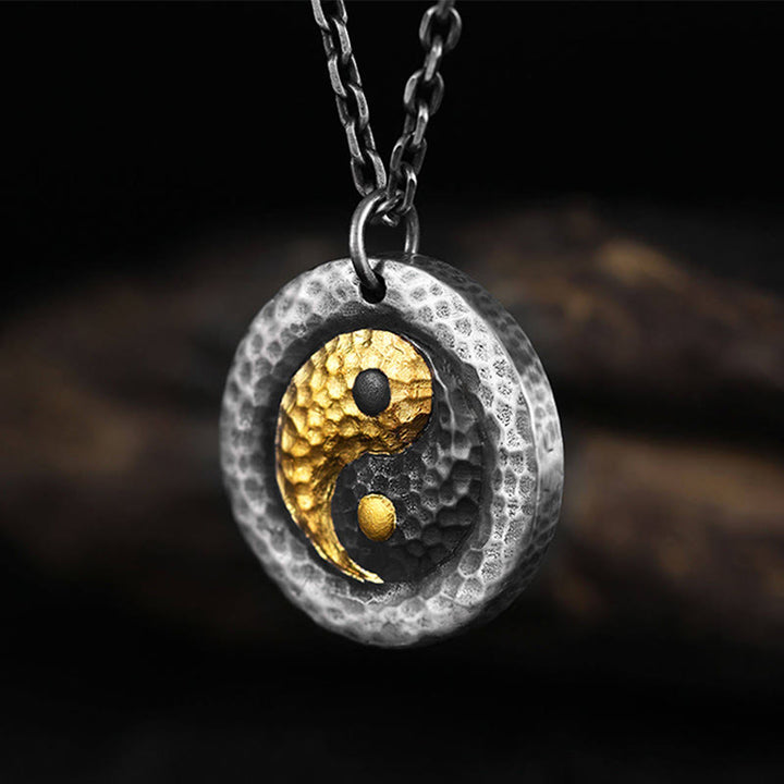 Buddha Stones Collana con ciondolo in argento sterling 999 e oro 999 con catena in acciaio al titanio e simbolo dell'equilibrio Yin Yang - image 2