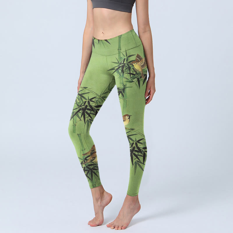 Buddha Stones Eleganti leggings da palestra con stampa di foglie di bambù e uccelli, pantaloni da yoga da donna - GialloVerde - US18, UK/AU22, EU50 (4XL) - image 0