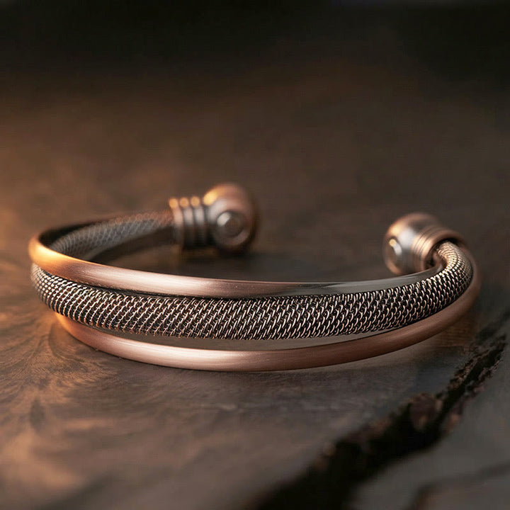 Buddha Stones Bracciale rigido aperto con motivo floreale in rame intrecciato e motivo a polsino con motivo a fiori - Bordo liscio (diametro interno: 59 mm) - image 0