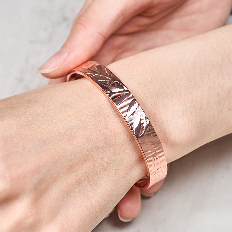 Buddha Stones Bracciale rigido aperto con motivo floreale a rosa e portafortuna in rame - image 3