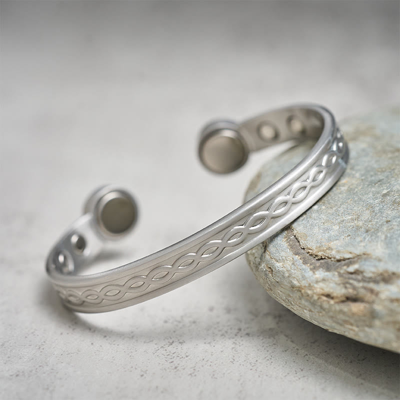 Buddha Stones Bracciale rigido aperto con motivo ad anelli intrecciati in rame, equilibrio e fortuna - image 8