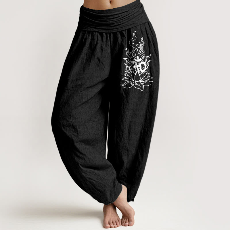Buddha Stones Pantaloni harem da donna con elastico in vita, modello minimalista con simbolo Om e fiamma di loto, in puro cotone - Nero - US16, UK/AU20, EU48 (3XL) - image 5