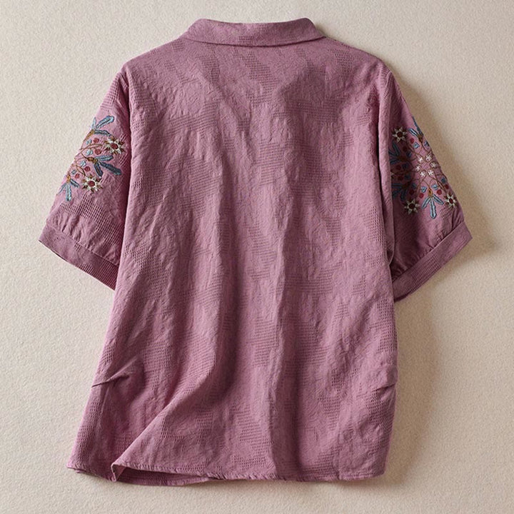 T-shirt da donna a maniche corte con colletto e motivo floreale casual Buddha Stones. - image 1