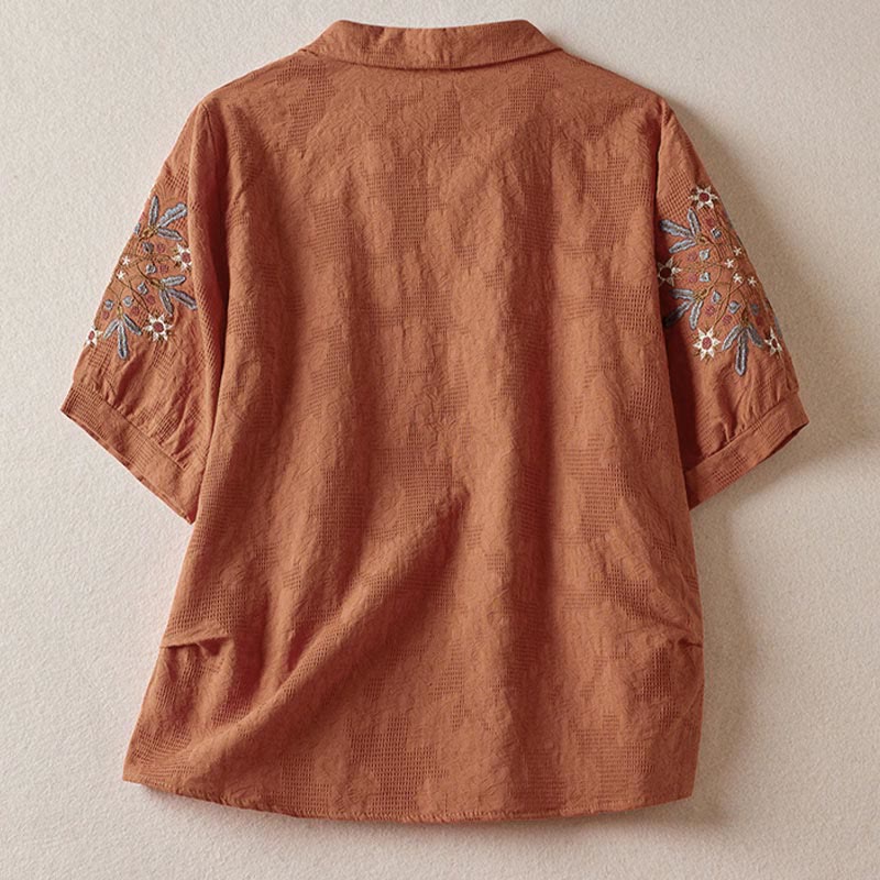 T-shirt da donna a maniche corte con colletto e motivo floreale casual Buddha Stones. - image 16