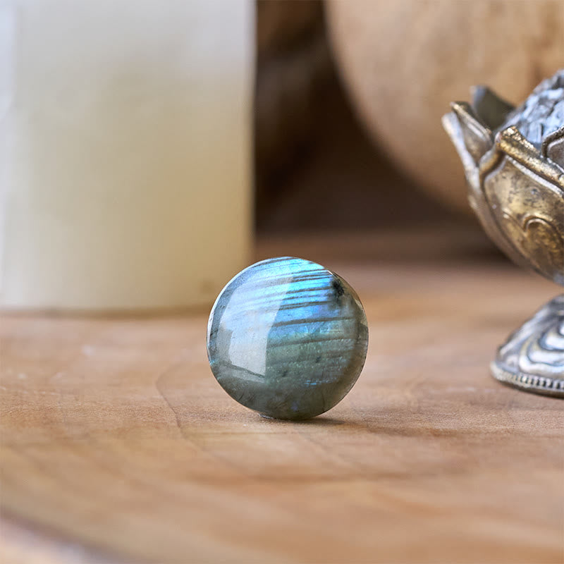 Buddha Stones Decorazione con statuetta curativa rotonda naturale in labradorite - Rotondo 2,5*0,6 cm (solo una decorazione) - image 0