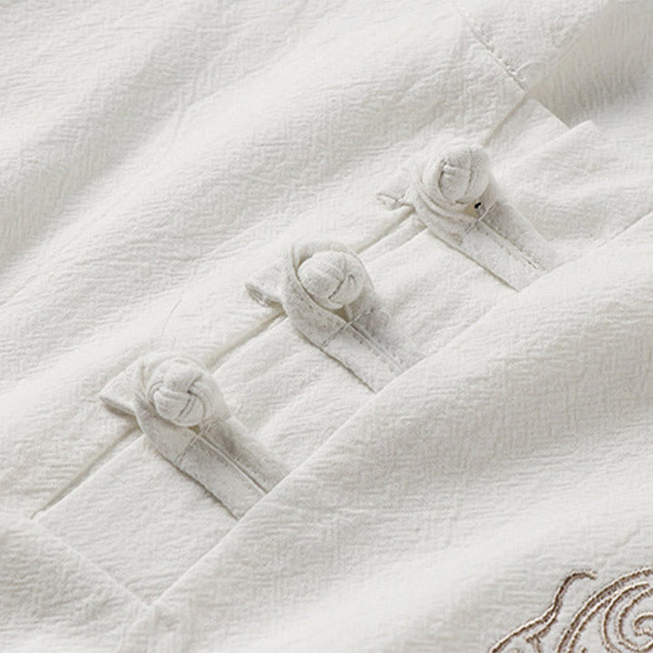 Buddha Stones Camicia da uomo in cotone e lino a maniche corte con ricamo di nuvole di buon auspicio con bottoni a rana estivi - image 3