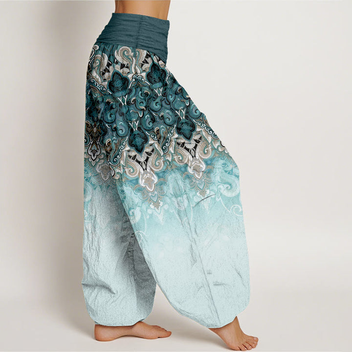 Buddha Stones Pantaloni harem da donna in puro cotone con elastico in vita e fantasia floreale Paisley sfumata. - image 2