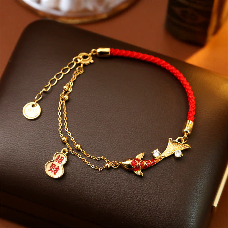 Buddha Stones Braccialetto portafortuna con ciondolo a forma di zucca e filo rosso, con pesci koi che attraggono la ricchezza. - Koi (Circonferenza del polso: 14-17 cm) - image 0