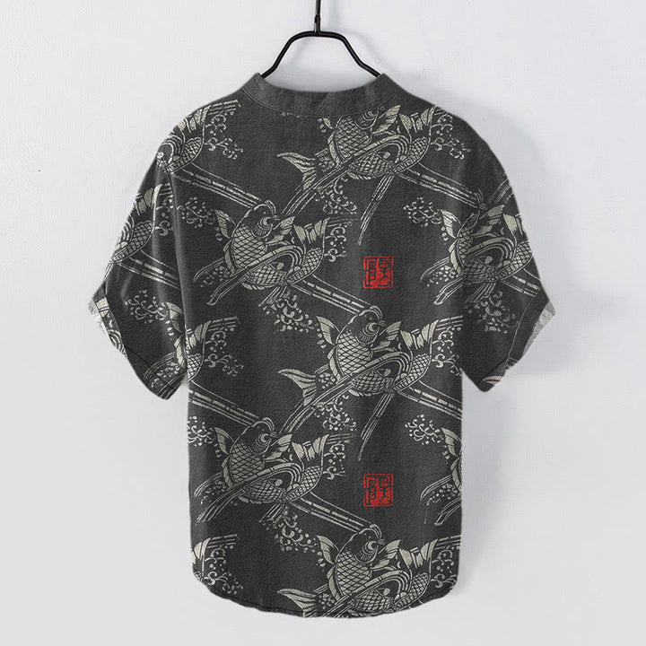 Buddha Stones Camicia da uomo a maniche corte con mezza abbottonatura, in cotone, con motivo di carpe koi e bambù. - image 1