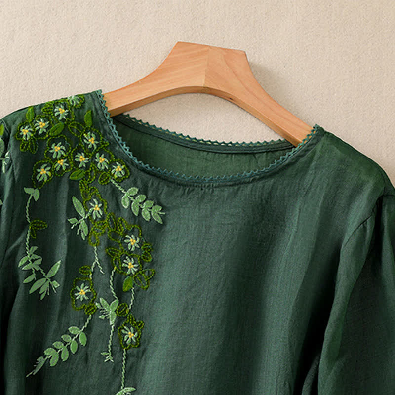 Buddha Stones Camicia da donna a maniche corte con scollo rotondo e ricamo floreale in stile retrò. - image 1