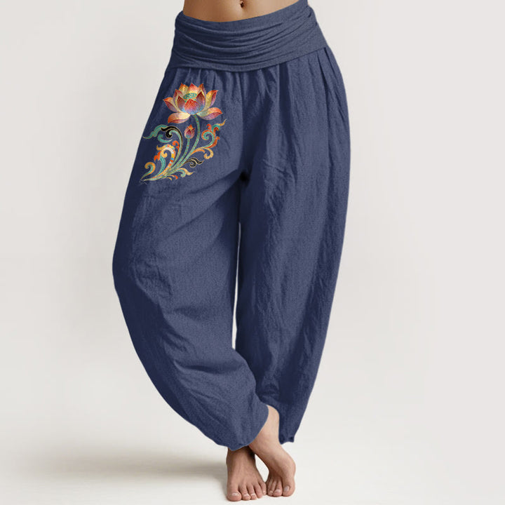Buddha Stones Pantaloni harem da donna in cotone con motivo floreale di loto colorato e vita elasticizzata - Blu ardesia scuro - US16, UK/AU20, EU48 (3XL) - image 0