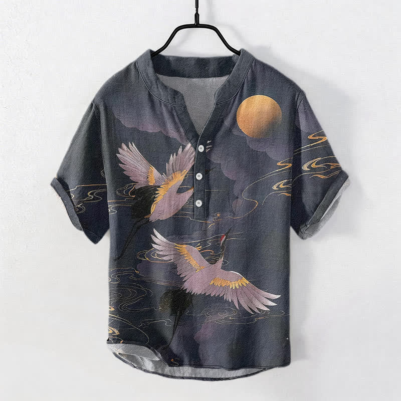 Buddha Stones Camicia da uomo a maniche corte con mezza abbottonatura, in cotone, con motivo gru e luna piena. - image 0