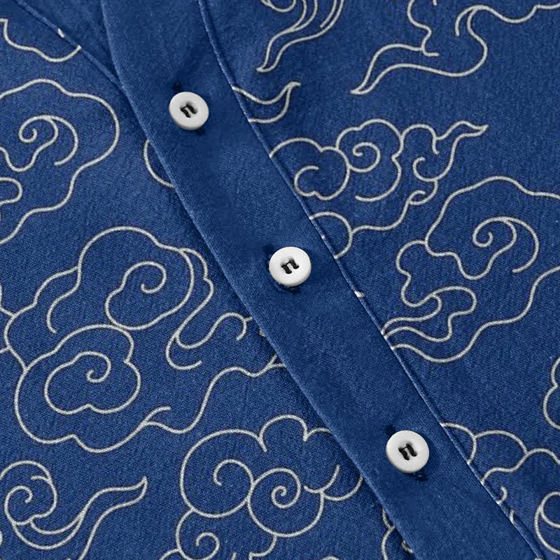 Buddha Stones Camicia da uomo a maniche corte con mezza abbottonatura e fantasia a nuvole in cotone. - image 3