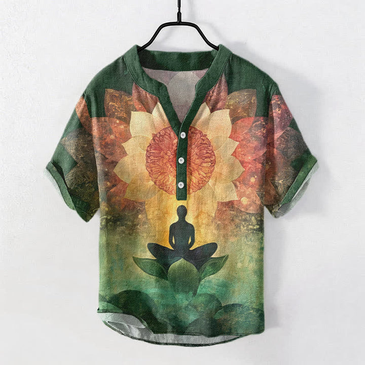 Buddha Stones Camicia da uomo a maniche corte con mezzo bottone, in cotone, con motivo a loto in meditazione. - Verde mare - US/UK/AU50, EU60 (5XL) - image 0