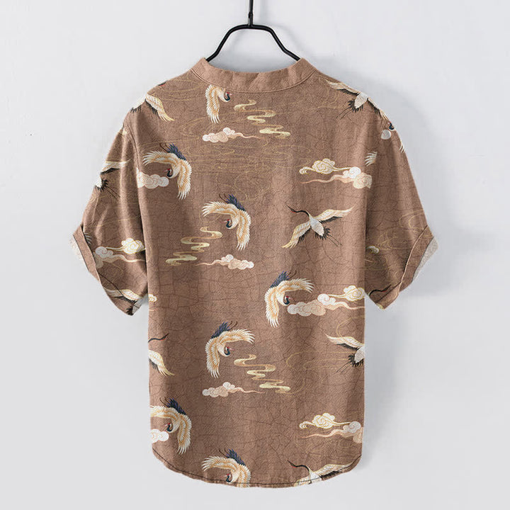 Buddha Stones Camicia da uomo a maniche corte con mezza abbottonatura e motivo uccelli volanti e nuvole - image 1